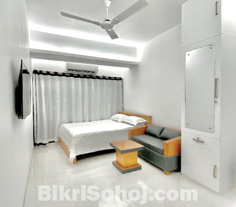 1Room  Apartment RENT In Bashundhara R/A.